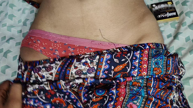 KavitaBhabhi: Doamne! Prezervativul s-a rupt și a ejaculat în mine!