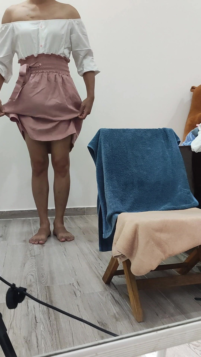 GonahThasi: Sozinho em casa