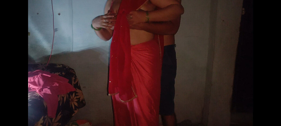 Suhana vloge: Nevlastní bratr v červené sárí ošukal svou nevlastní sestru