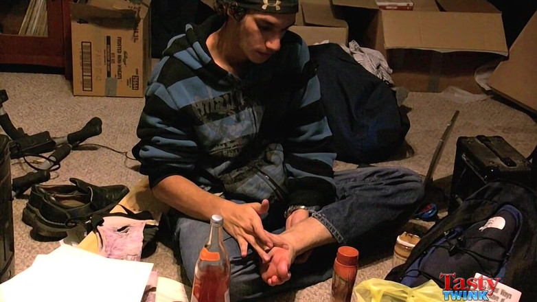 Tasty Twink: Dita dei piedi jiffy