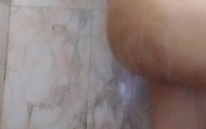 Riya Thakur: Girl masturbation caught in camera