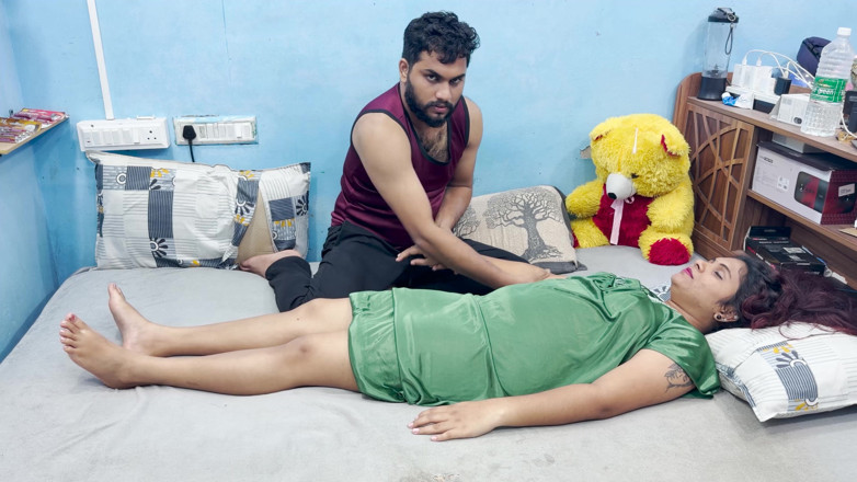 Vaigavarun45: Mallu Girl Body Massage and Hard Fuck in Bedroom While...