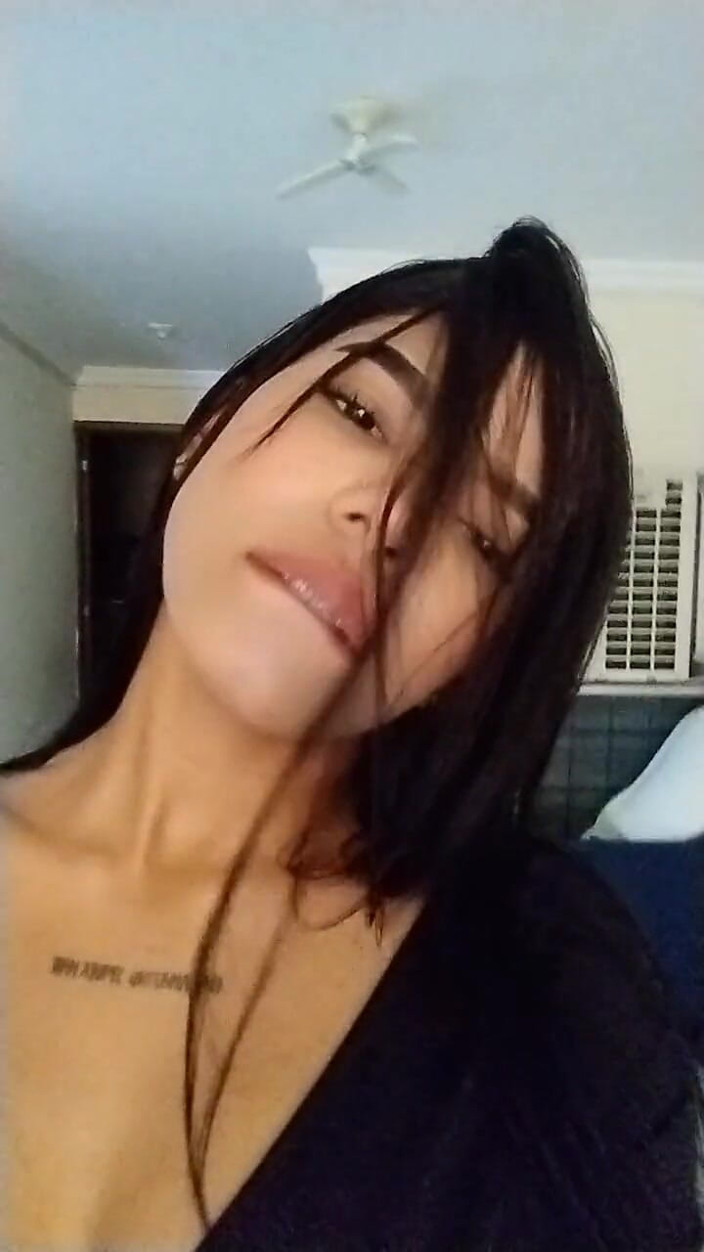Angela Xoo: Latina Sex Tetek Bogel Semula Jadi Dan Melancap