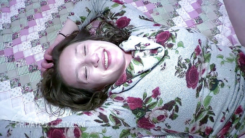 Private Society: रैंडी फिर से स्कोर