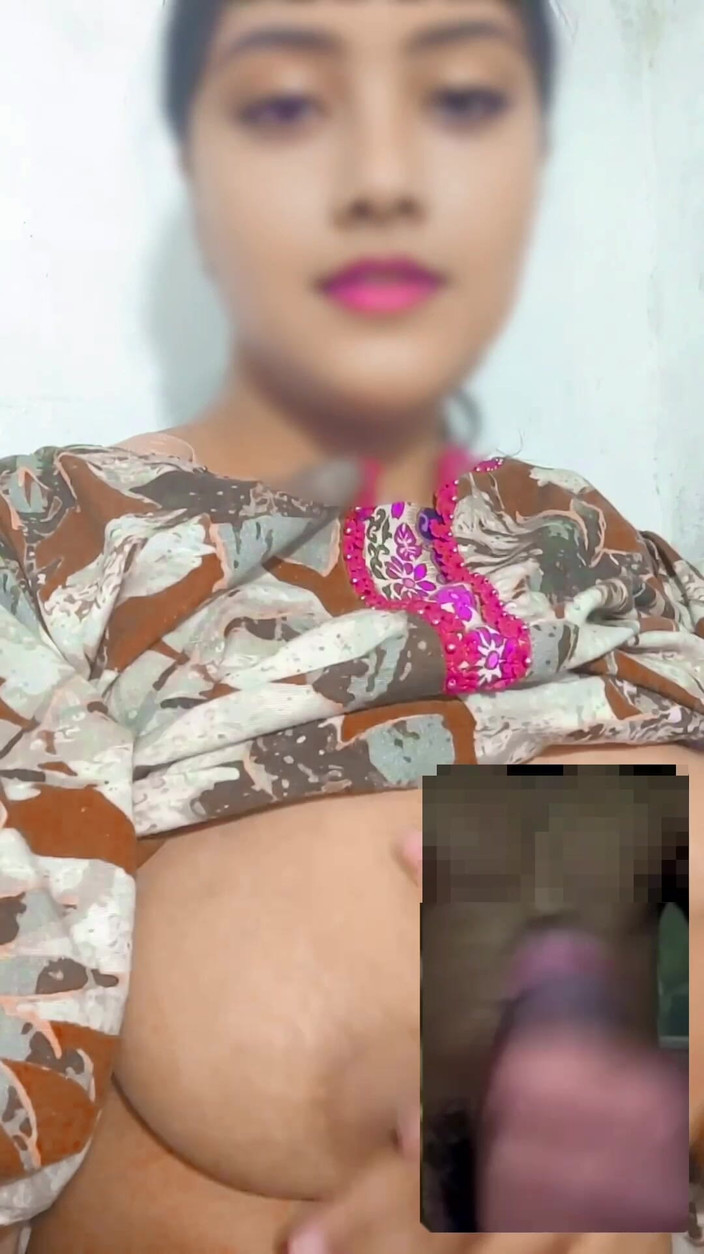 Muscool: Desi dziewica dziewczyna palcowania lub rozmowa wideo dla swojego przyrodniego...