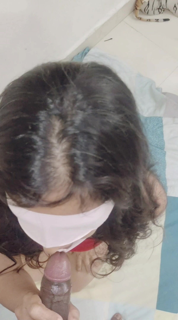 Yours fantasy: Riya fantasy #4 nyepong kontol dengan gaun merah