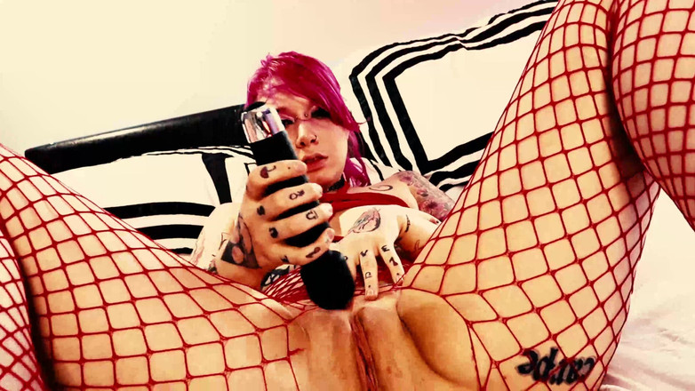 Smash Thots Films: Potetovaná alternativní dívka Lyra Skye v červeném lanu Shibari korzet