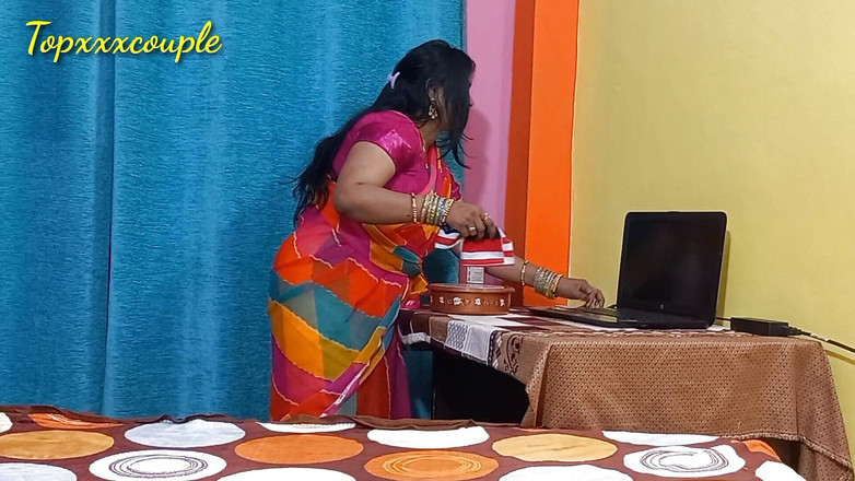 Topxxxcouple: Гаряча покоївка вперше в анал, а потім трахає пизду