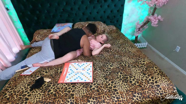 Kyla Keys: La game night si trasforma in sex night