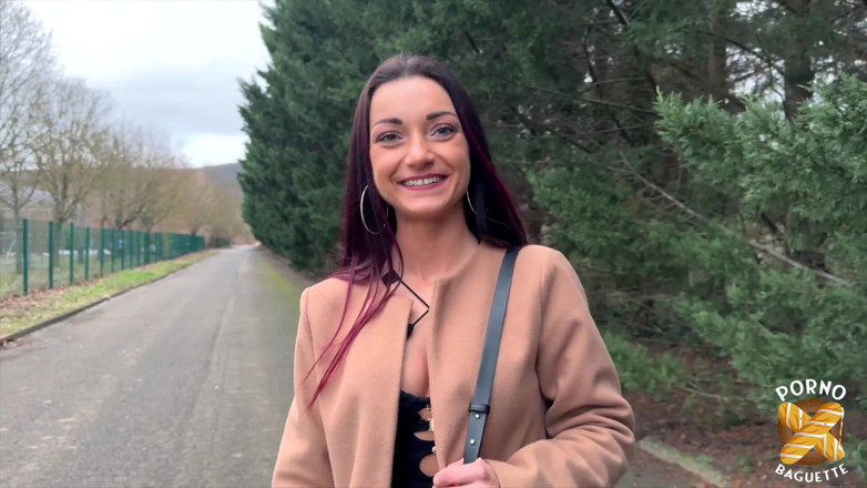 Porno Baguette: Angela, Goddess of Sex, Loves Threesome