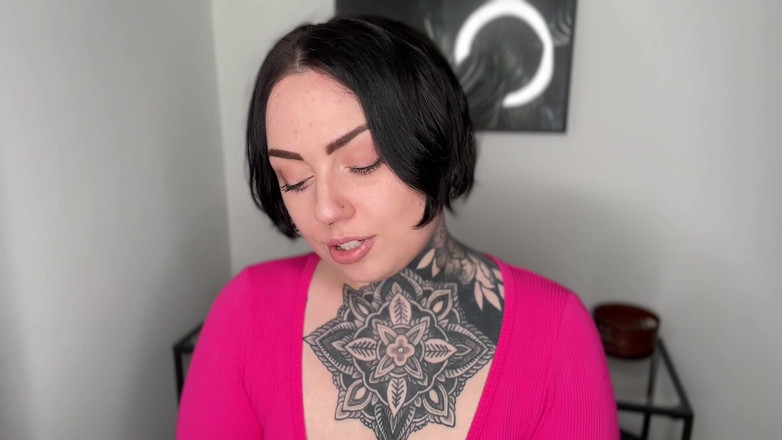 Miss Valentina: Deboli per i capelli scuri