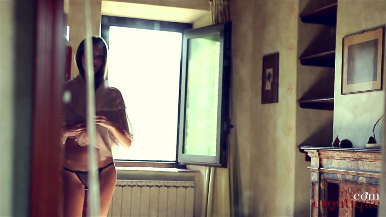 Eroutique: Sylvie Deluxe - You Are Beautiful Part 1