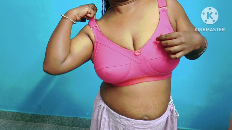 Sweethoneybgl: Desi MILF si prepara per la festa e indossa Saree...