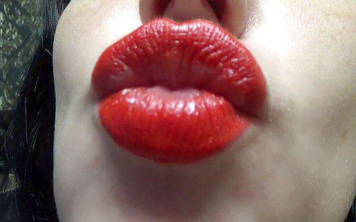 Goddess Misha Goldy: Kiss me baby! Red lipstick and big sexy lips fetish