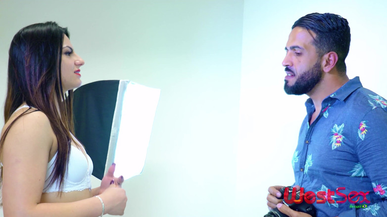 Sun7: How to Resist a Naughty White Girl Who Loves to...