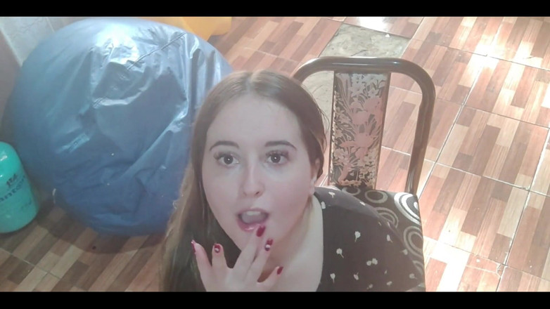 RavenHearth666VIP: Yani beni aşağıliyorsun. Seninle edepsizce konuşuyorum, sana sakso çekiyor ve önünde mastürbasyon...