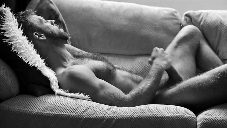 Ridley Dovarez | Gaysight: Gabriel Phoenix या लंड हिलाने की कला