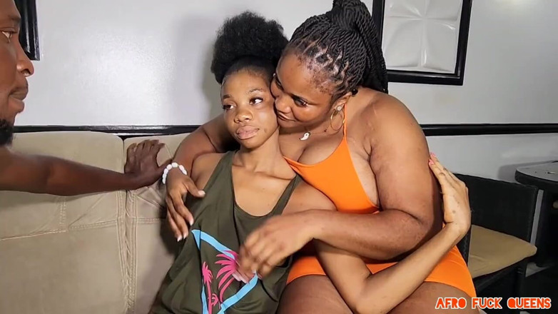 Afro fuck queens: Busty Stepmom and Her Teenie Stepdaughter Experimenting with a Big...