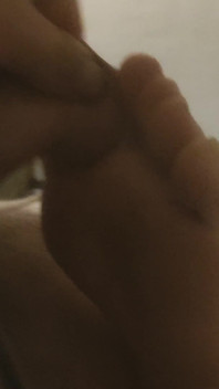 Friend Allowed Me to Fuck Her Feet While She's Playing