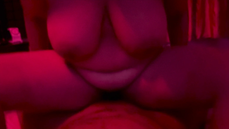 Only4U: Spécial Red Light : Nous l’avons fait aujourd’hui en lumière rouge