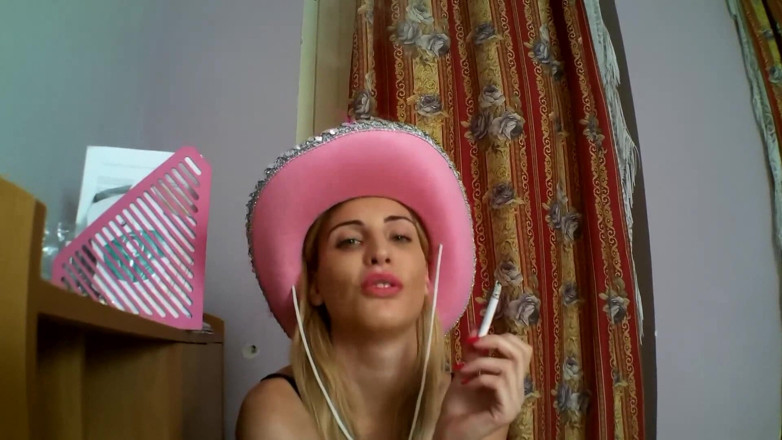 Solo Austria: Princess Kimberly`s decadent smoking POV! NO AUDIO