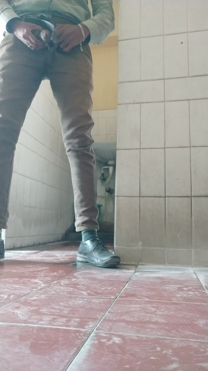 Tamil 10 inches BBC: तमिल 10 इंच बड़ा काला लंड - Vid_20240507_11144