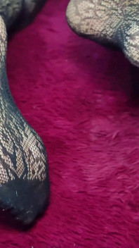 Big Buttocks Fishnet Stockings and Very Wrinkled Soles