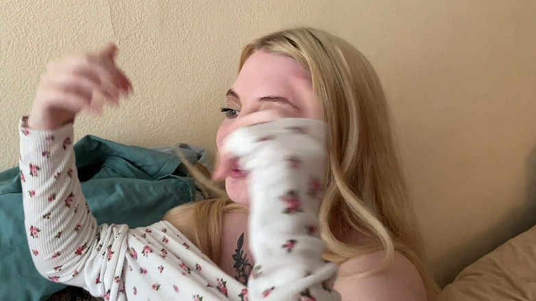 Ku_vadik: Op zijn hondjes mooi meisje