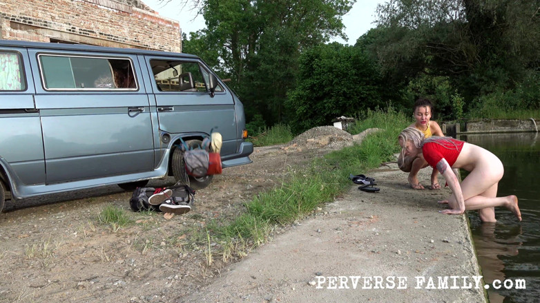 Perverse Family: Perverse 15 (season 2) Russian Roadside Hookup