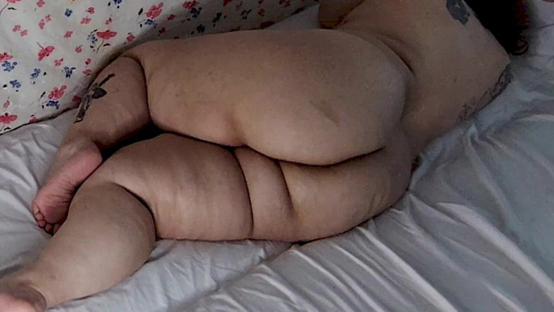 Zina Gabon: Wanita berkahwin mengambil kondom daripada lelaki hitam