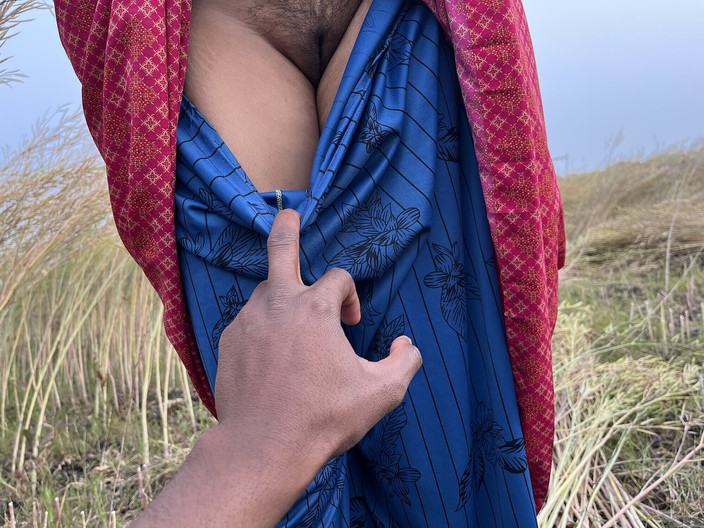 Ritu: Desi bhabhi romanticismo fuori