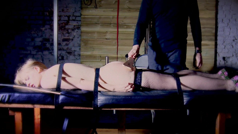 Fetish Artcore: Brunette chick gets dominated and punished with a fucking machine