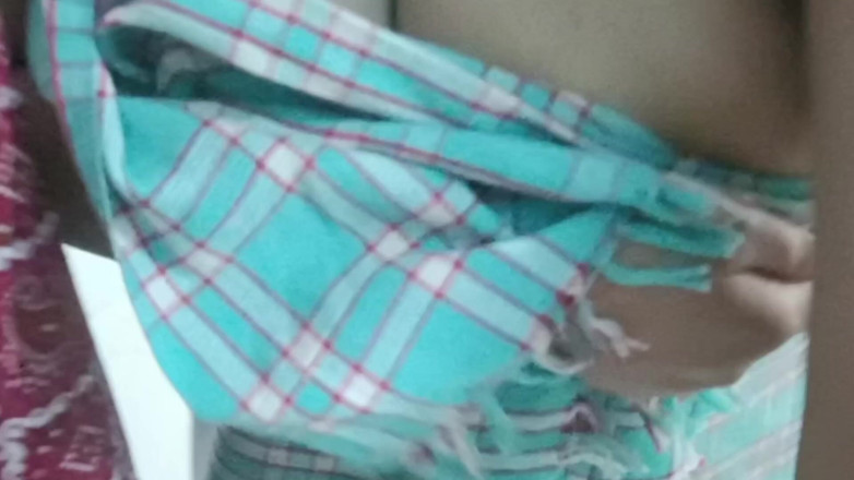Sexgarl84: Home Made Mms Video in a Loud Campaign in a...