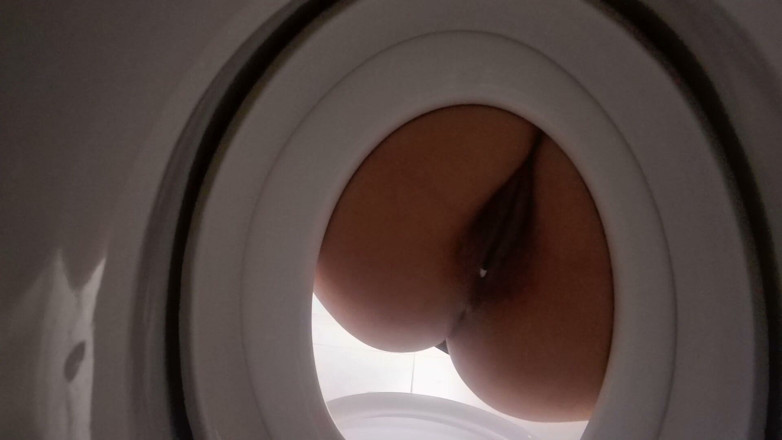 BelleAliz: Voyeur O Escravo De Banheiro Olhando Bellealiz Fazendo Xixi E...