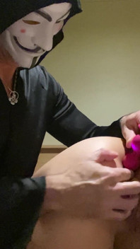 Tangan Dalam Pussy Seksi Ungu Dildo