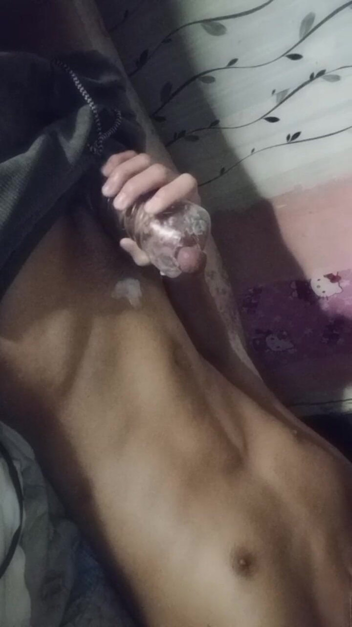 Sunflower Baby 69: セックストイで遊ぶ