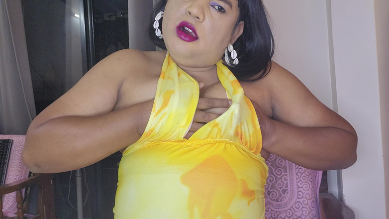 Indiansissychubby: अच्छा लड़का बनो मेरा लंड निगलो और मेरा वीर्य खाओ