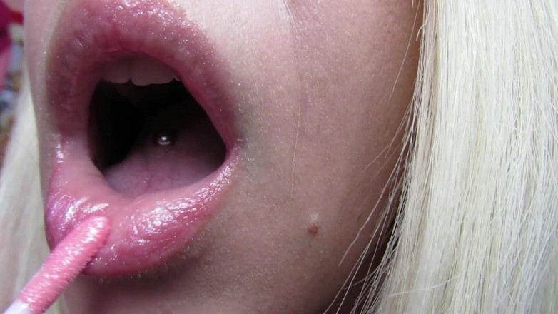 Cuteblonde666: Close-up oraal en kokhalzen