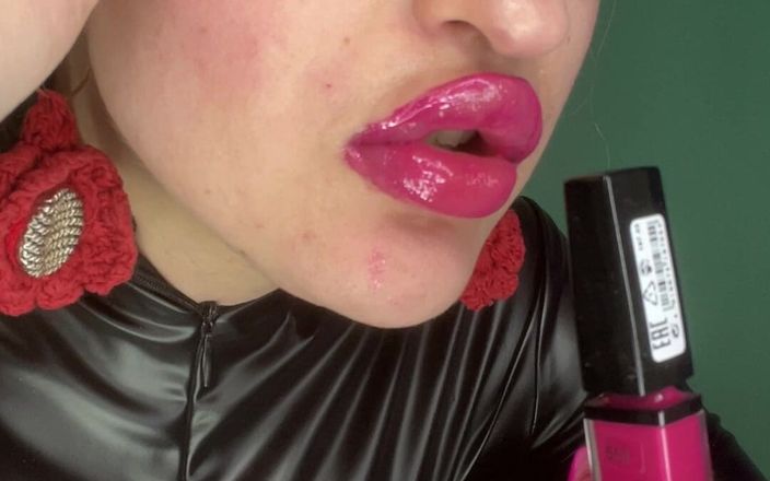 FinDom Goaldigger: Рожева залежність від блиску губ