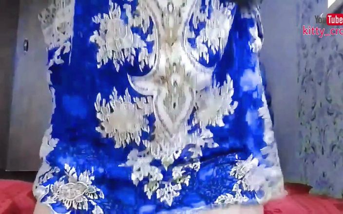 Kitty_Cross: 人妖阴户自我打屁股热辣可爱的人妖变装者