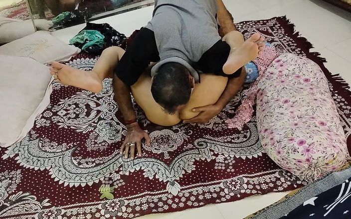 Anar Kali: Desi la milf indiana succhia preliminari i giochi del suo...