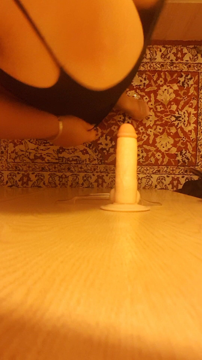 LoraBbw: Thổi kèn cho mẹ kế