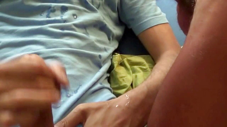 Gaybareback: 배다른 아들의 이중 삽입