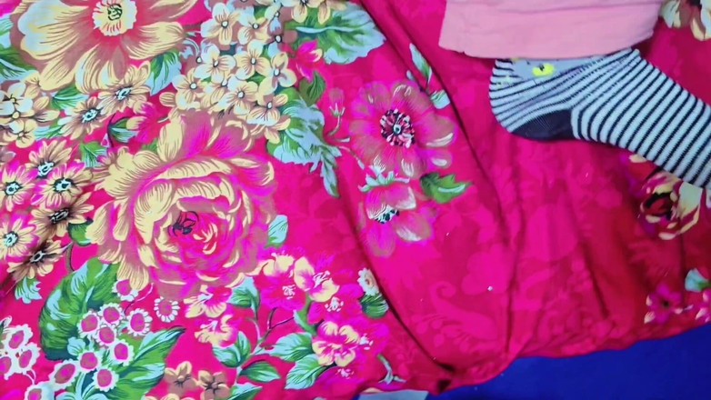 Faryal: Prima dată bhabi Devar gemete cu încărcătură sexuală