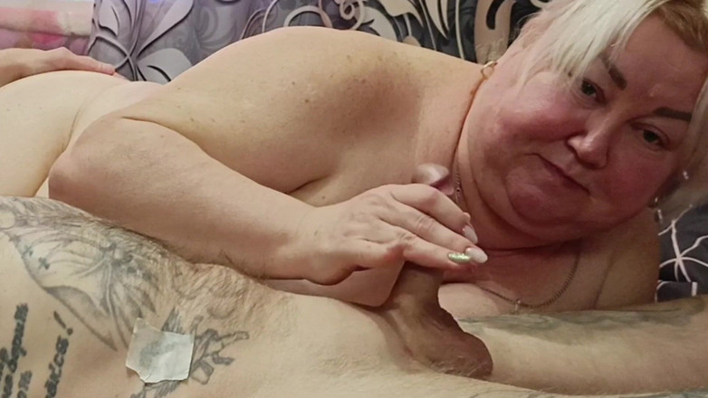 Zona901: Naga macocha daje lodzik, aż spuszczę