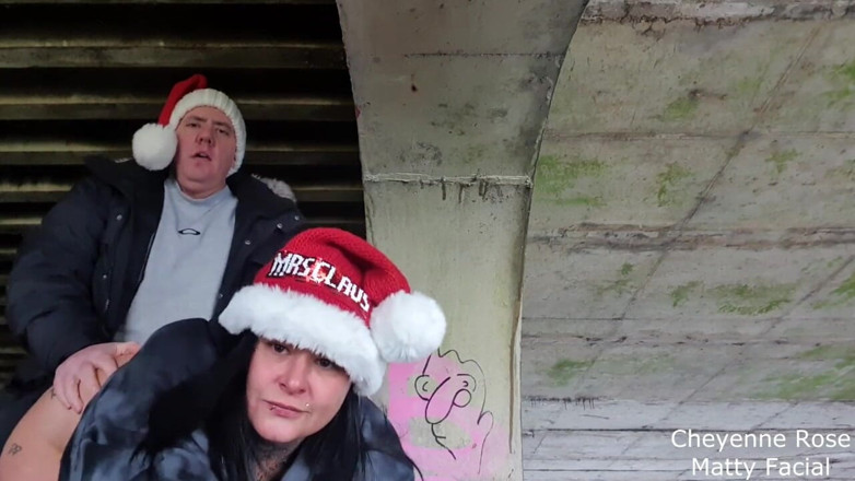 Cheyenne Rose 80: Festive outdoor fun for Matty and Cheyenne