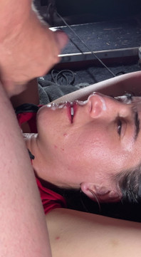 Feeding Vanessa Cum