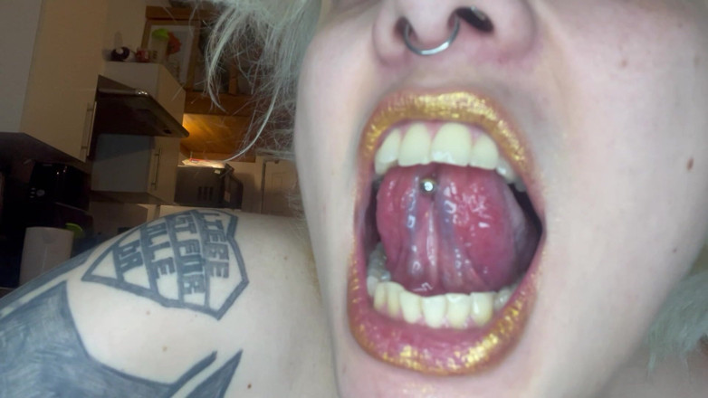 Glitterqueen1999: Mouth Fetish Lipstick Fetish No Makeup Goth Girl