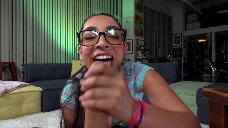 Mr. POV: Tom Pervert yang mengintip!