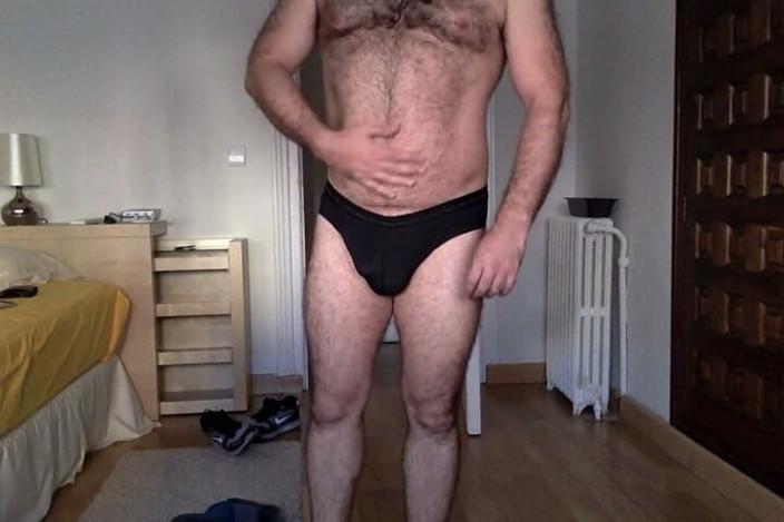 Hairy Guy Portugal: 여름 외출 준비